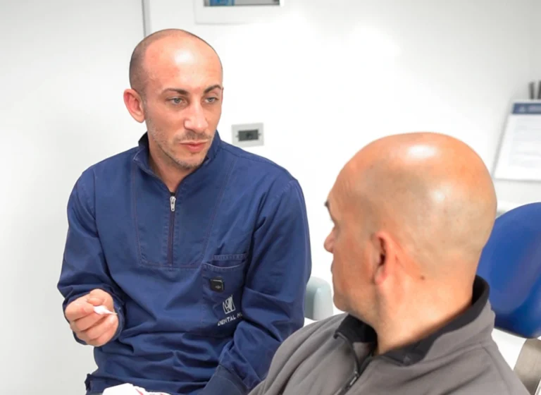 Pulizia dei denti e prevenzione della parodontosi